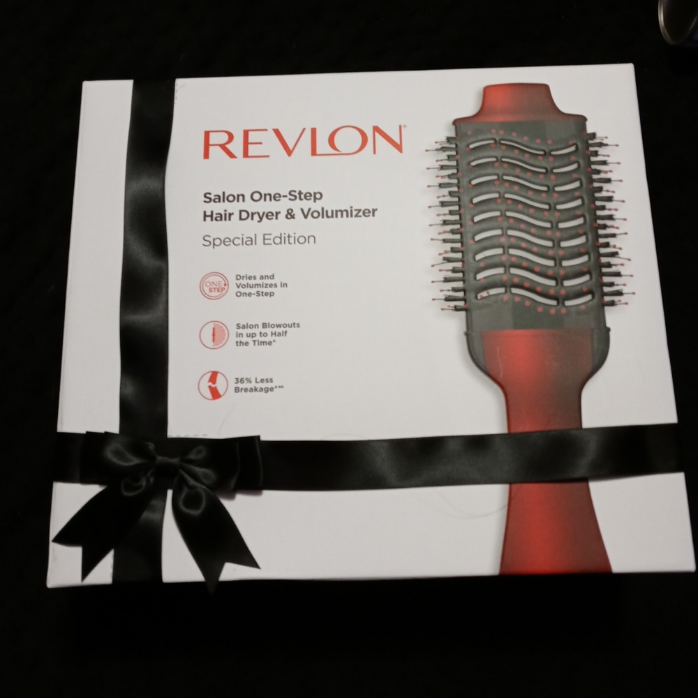 Revlon one step drier and volumizer special ediit